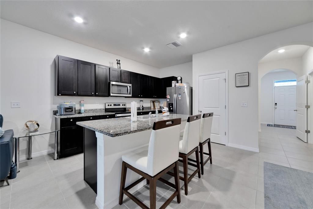 For Sale: $319,495 (3 beds, 2 baths, 1673 Square Feet)