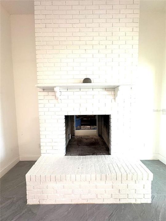 Active With Contract: $699,000 (3 beds, 3 baths, 2163 Square Feet)