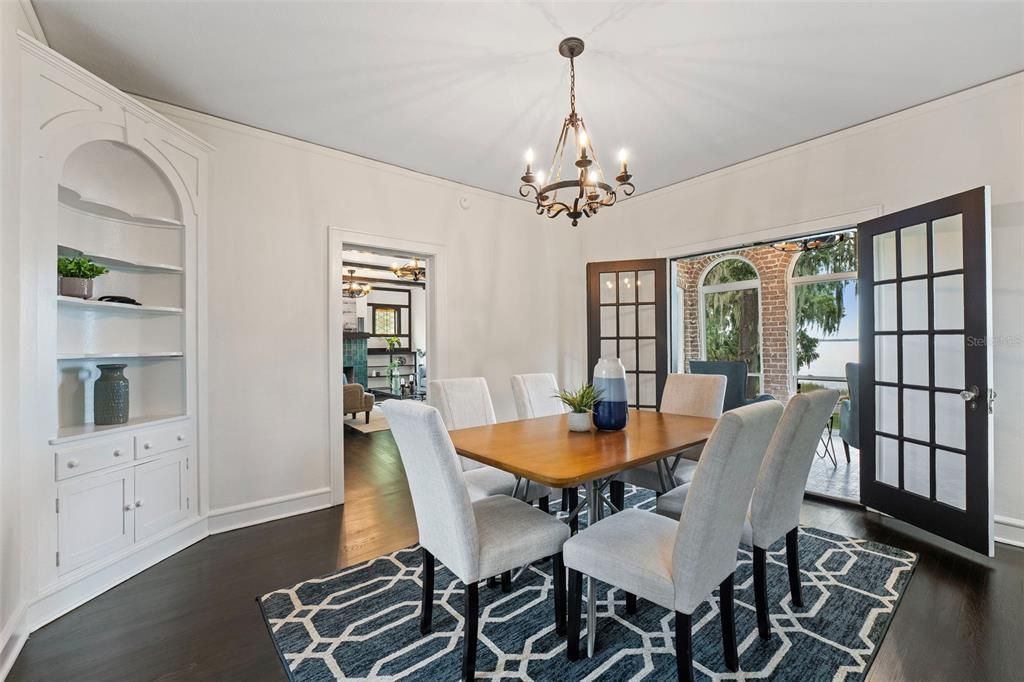 For Sale: $895,000 (4 beds, 3 baths, 2691 Square Feet)