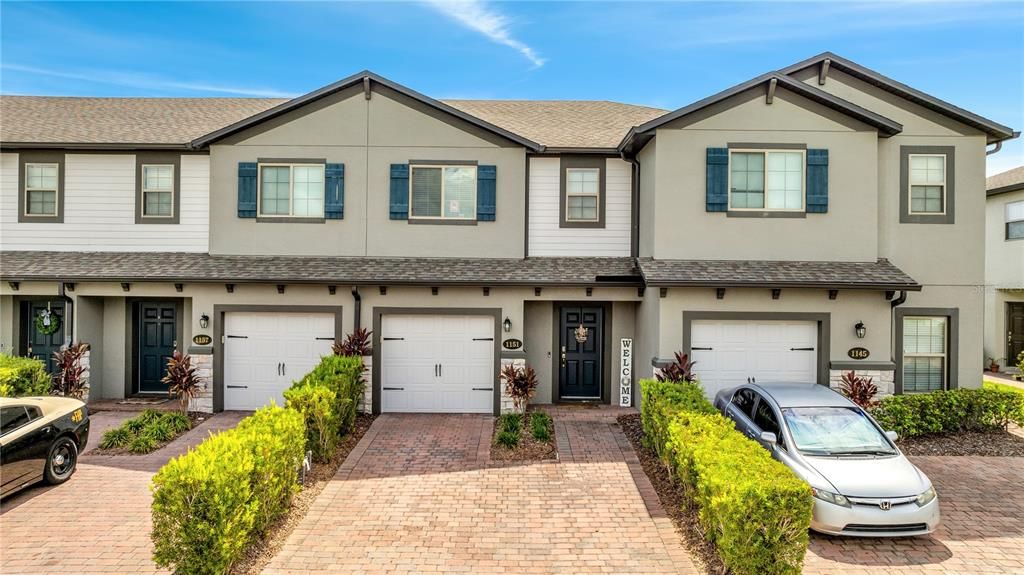 Active With Contract: $2,400 (3 beds, 2 baths, 1451 Square Feet)