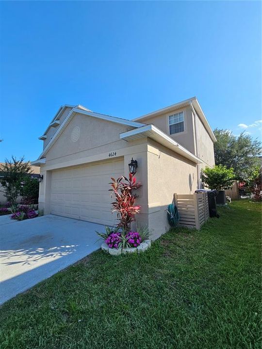 Active With Contract: $480,000 (4 beds, 2 baths, 2314 Square Feet)