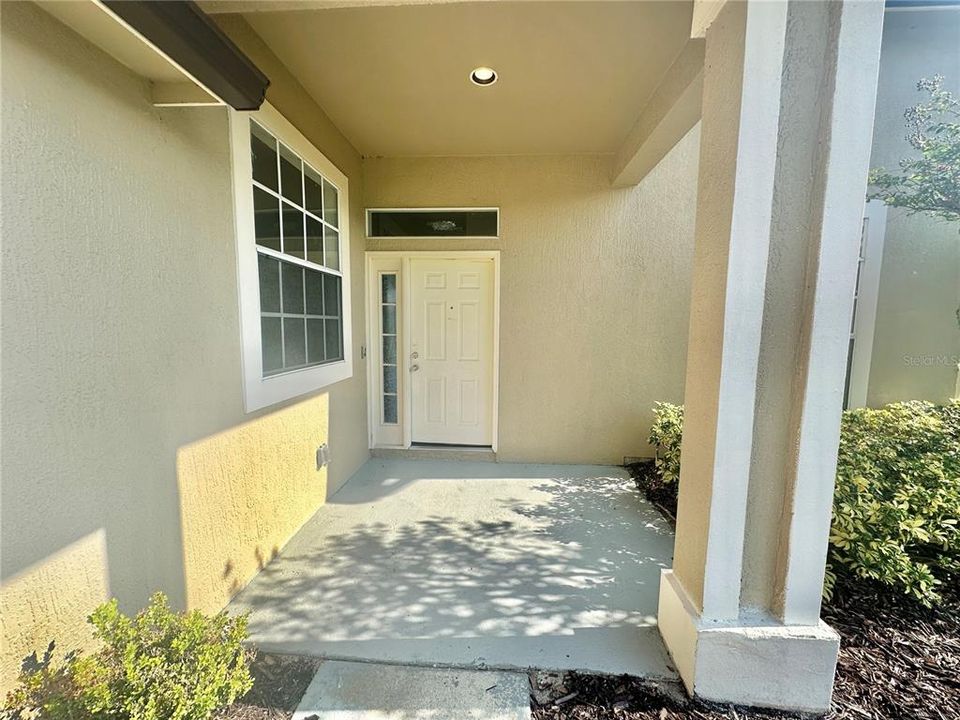 For Rent: $2,495 (3 beds, 2 baths, 1352 Square Feet)