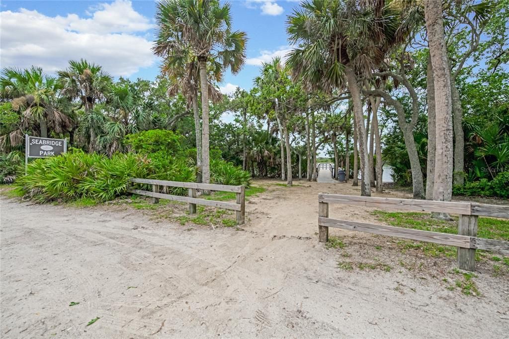 Entrance to the Seabridge Riverfront Park