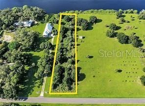 На продажу: $369,900 (1.15 acres)