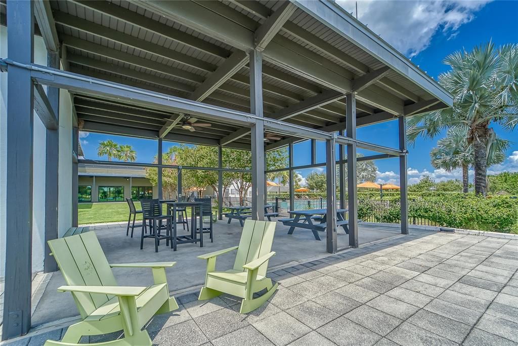 Active With Contract: $650,000 (4 beds, 3 baths, 2568 Square Feet)