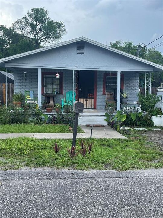 Recently Sold: $165,000 (2 beds, 1 baths, 657 Square Feet)