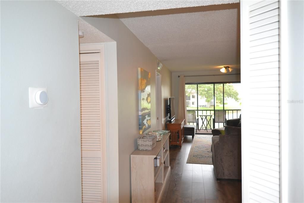 Active With Contract: $2,400 (2 beds, 2 baths, 1094 Square Feet)