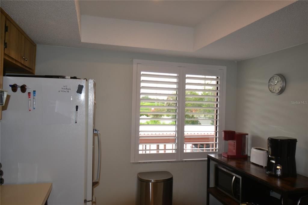 Active With Contract: $2,400 (2 beds, 2 baths, 1094 Square Feet)