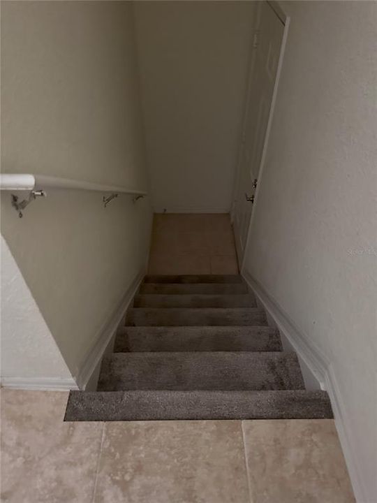 stairs to garage