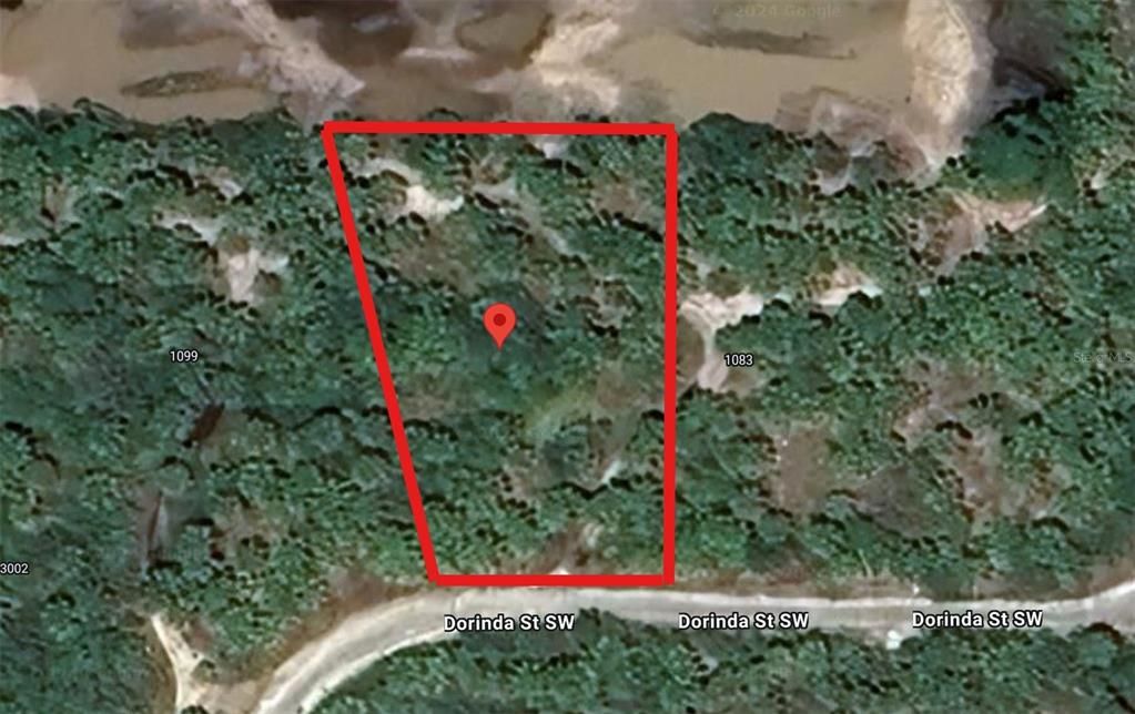 На продажу: $27,000 (0.24 acres)