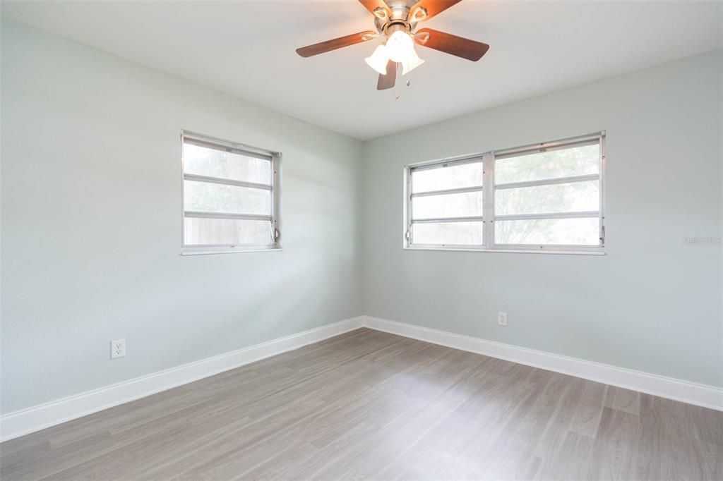 Active With Contract: $330,000 (4 beds, 2 baths, 1408 Square Feet)