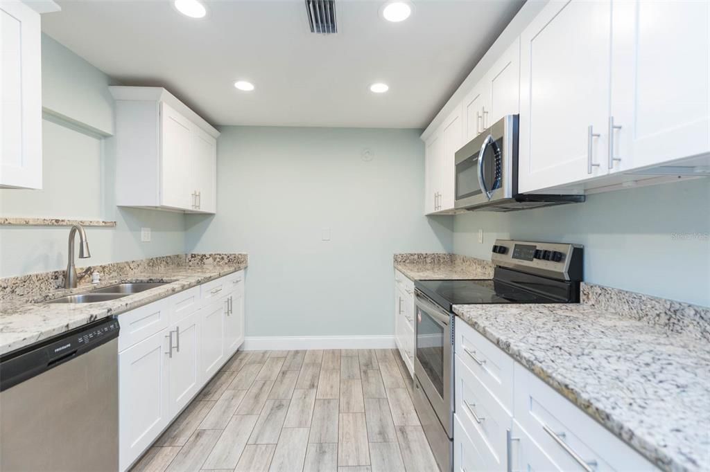 Active With Contract: $330,000 (4 beds, 2 baths, 1408 Square Feet)