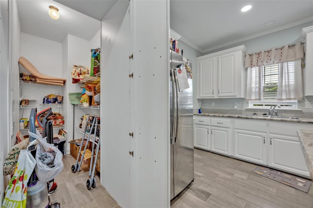 For Sale: $195,000 (3 beds, 2 baths, 1485 Square Feet)