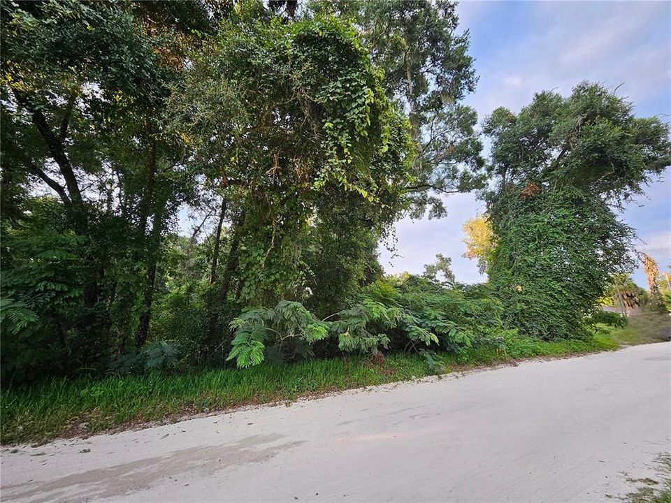 En Venta: $30,000 (0.24 acres)