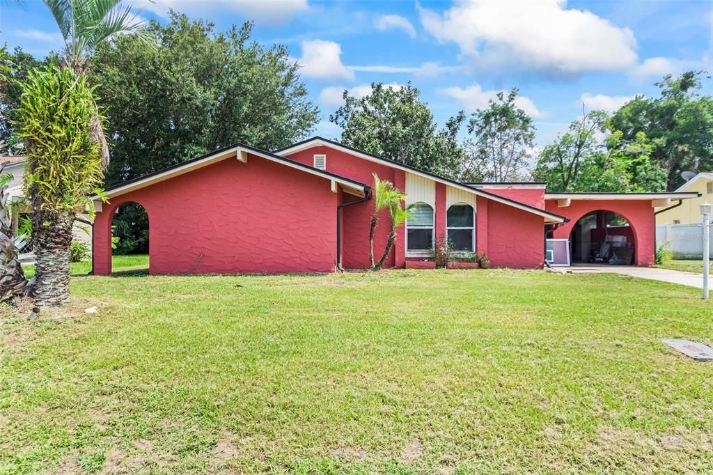 Active With Contract: $258,000 (3 beds, 2 baths, 1483 Square Feet)