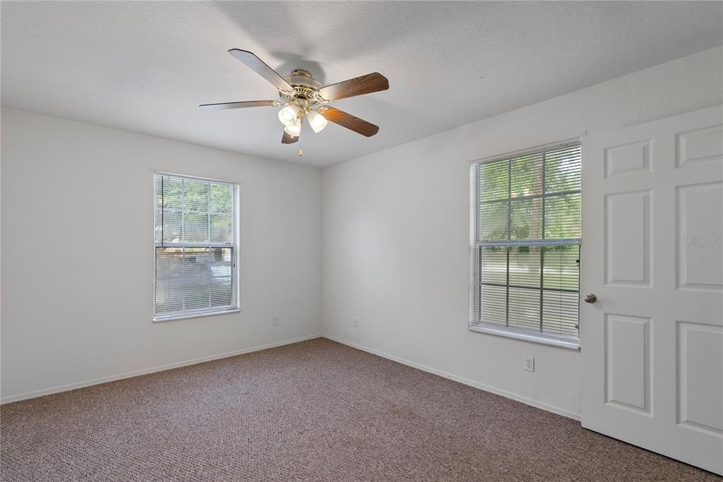 Active With Contract: $1,500 (2 beds, 2 baths, 1029 Square Feet)