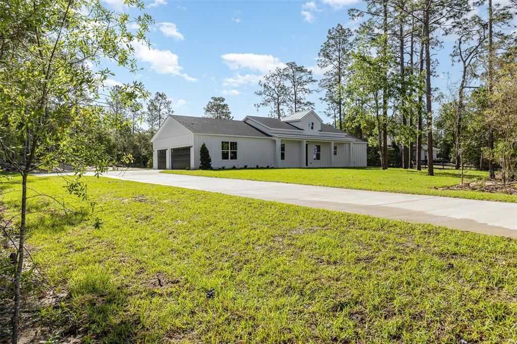 PHOTO OF MODEL HOME SAME FLOOR PLAN