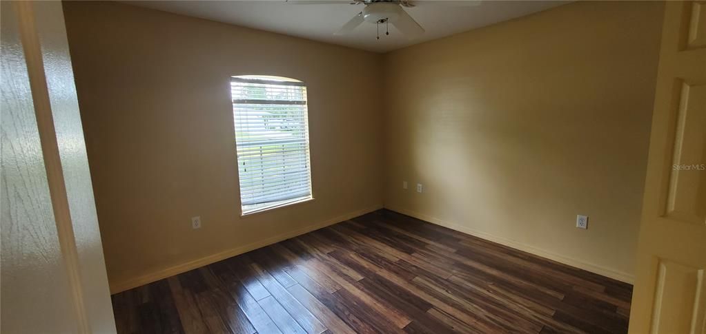 For Rent: $1,600 (3 beds, 2 baths, 1648 Square Feet)