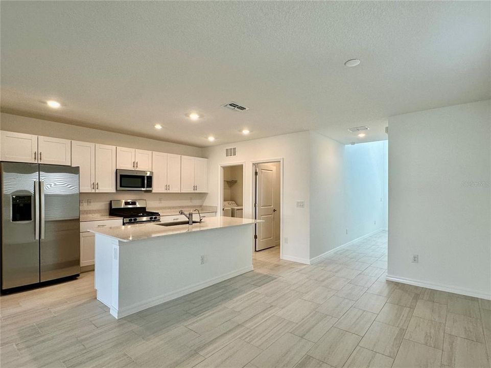 Kitchen / Dining Area