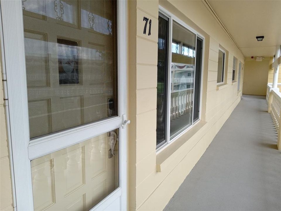 Active With Contract: $168,800 (2 beds, 2 baths, 1100 Square Feet)