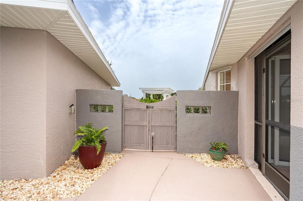 Active With Contract: $675,000 (3 beds, 2 baths, 2115 Square Feet)