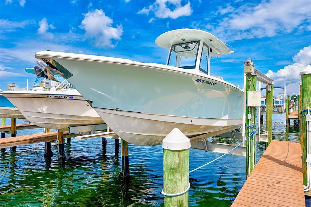 Boat Lift with water and electric