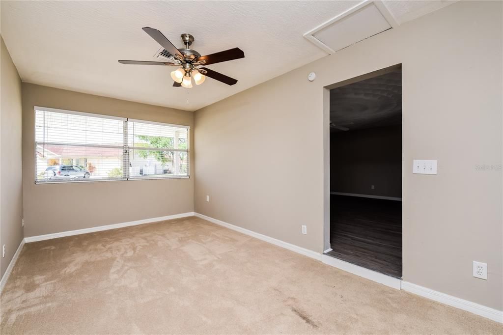 For Rent: $1,933 (3 beds, 2 baths, 1248 Square Feet)