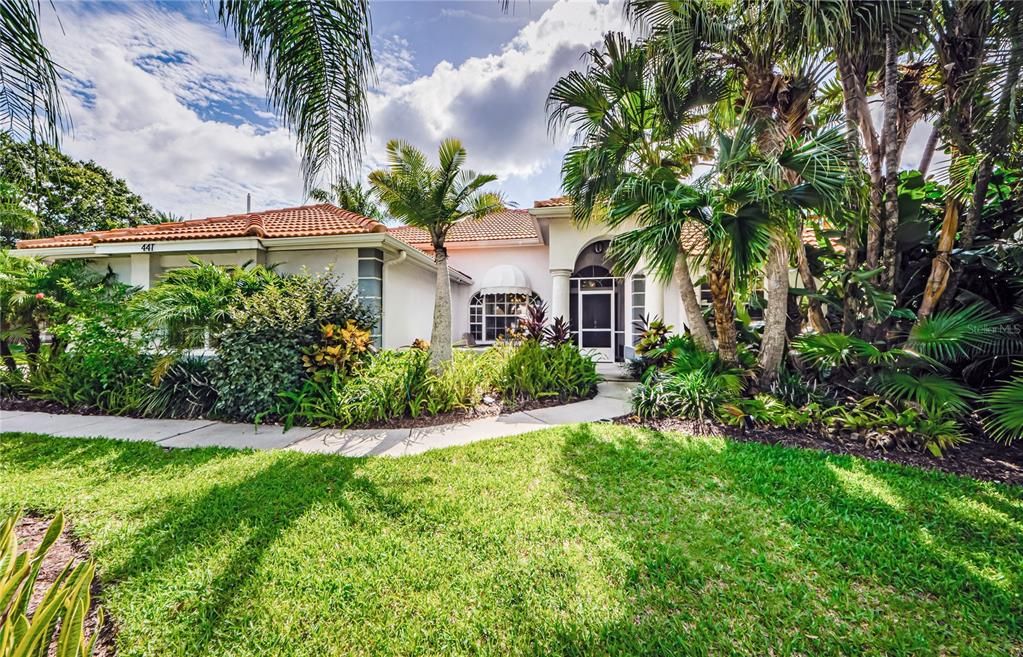 Lush Mature Landscaping - Front of House