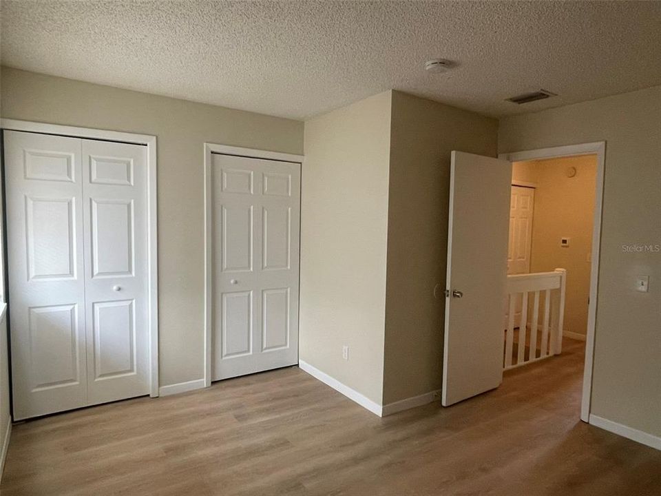 For Sale: $179,900 (2 beds, 1 baths, 1032 Square Feet)