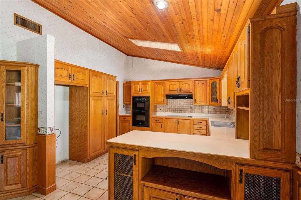 En Venta: $850,000 (4 camas, 3 baños, 3195 Pies cuadrados)