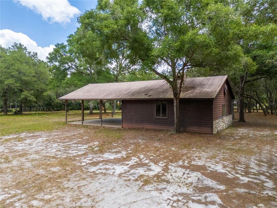 For Sale: $850,000 (4 beds, 3 baths, 3195 Square Feet)