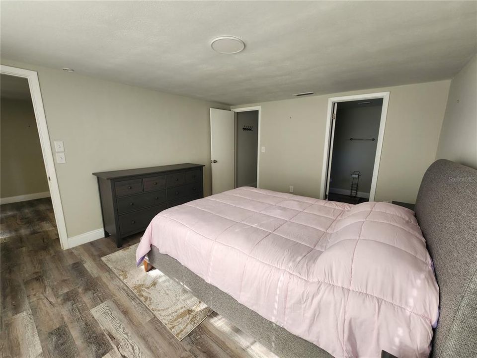 For Rent: $1,699 (2 beds, 2 baths, 1406 Square Feet)