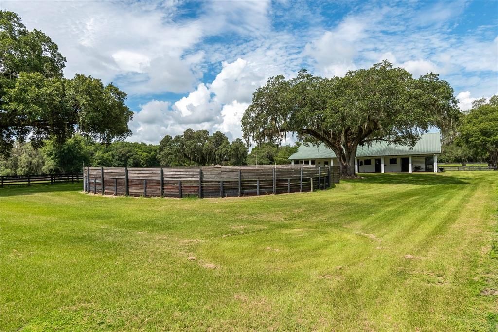 For Sale: $3,850,000 (3 beds, 3 baths, 4400 Square Feet)