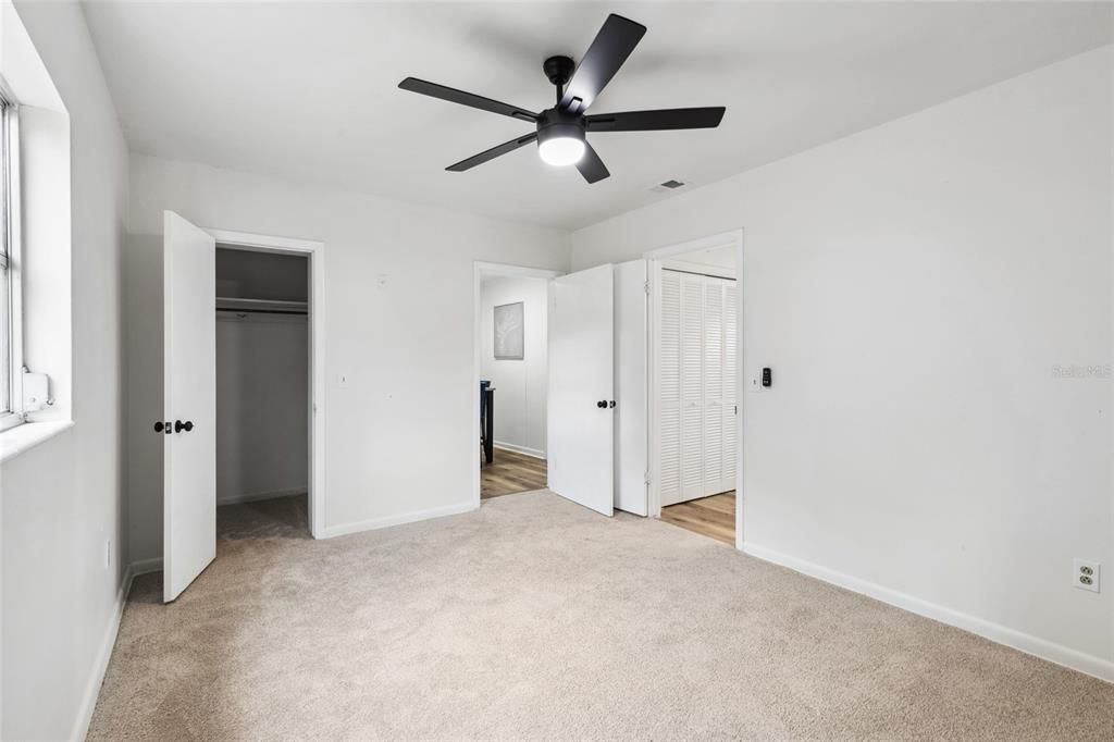 Active With Contract: $188,900 (2 beds, 2 baths, 1152 Square Feet)