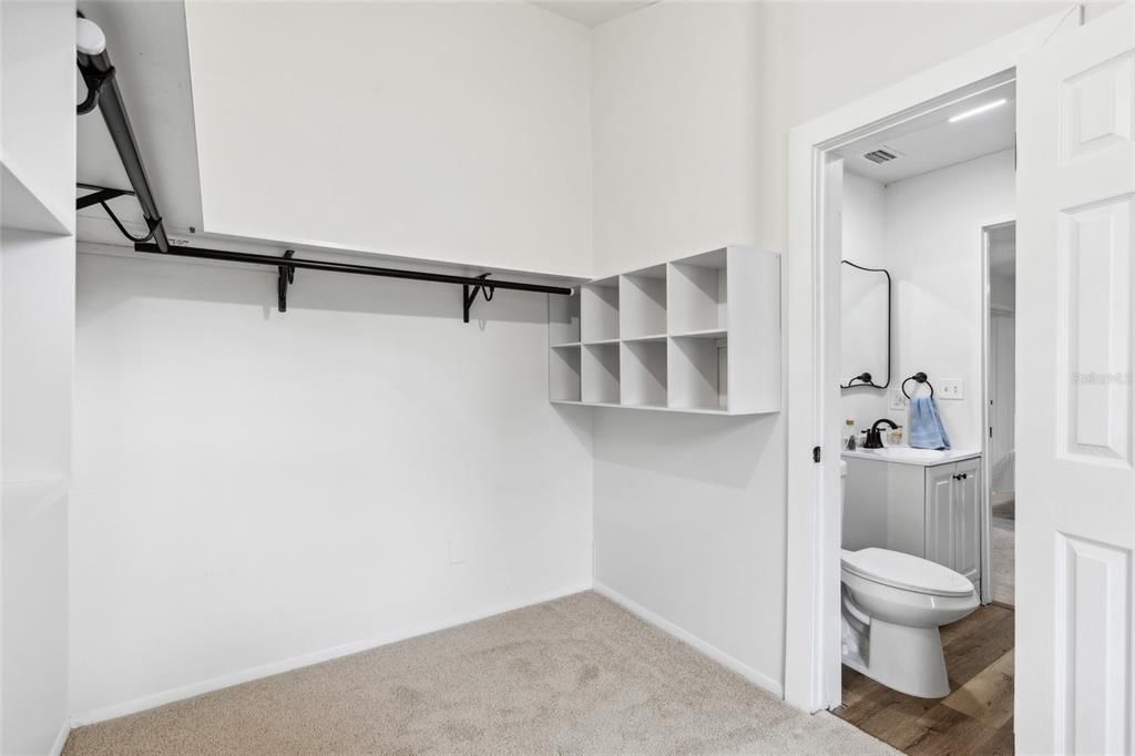 Active With Contract: $188,900 (2 beds, 2 baths, 1152 Square Feet)