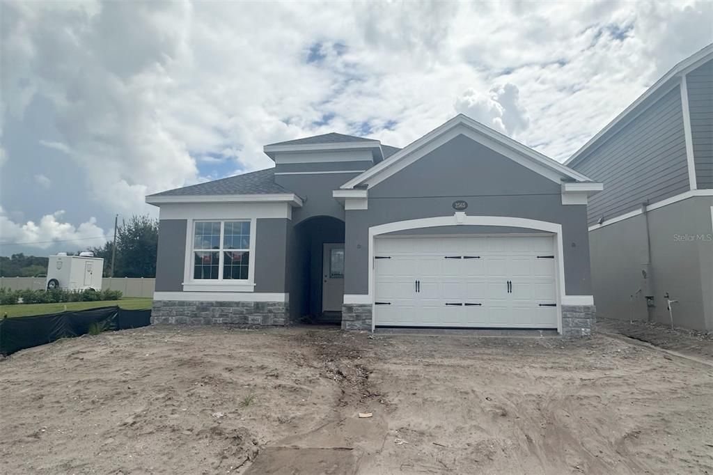 Recently Sold: $431,990 (4 beds, 3 baths, 2195 Square Feet)