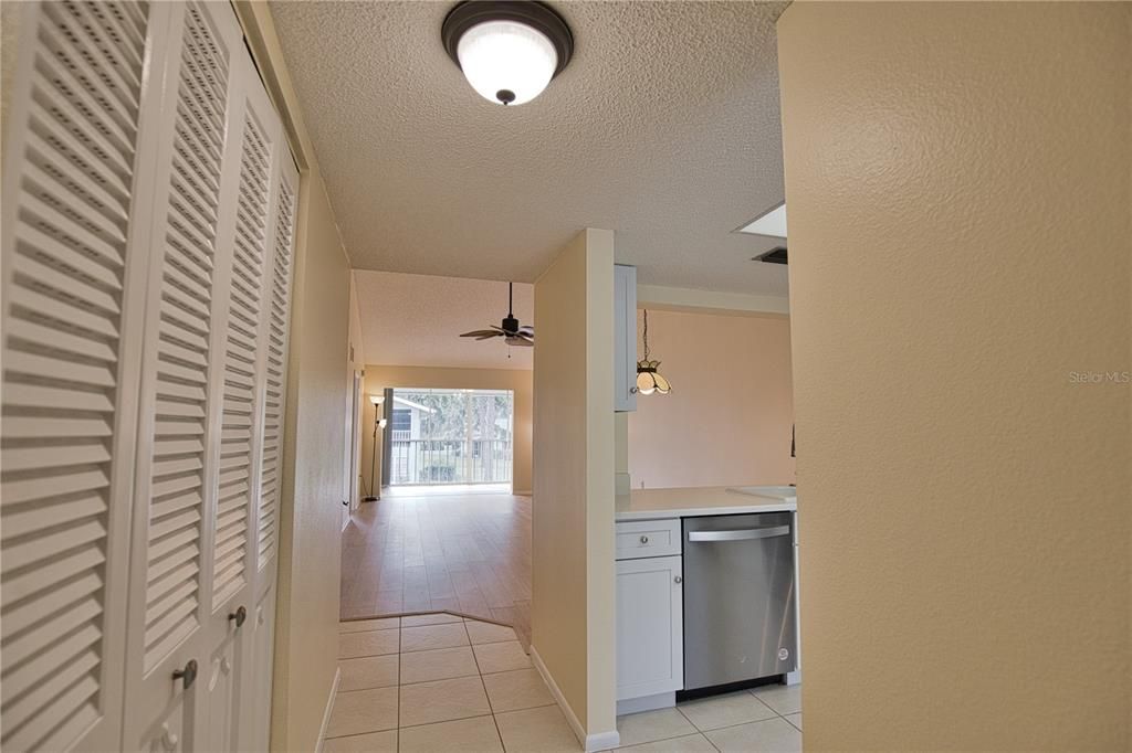 For Rent: $2,100 (2 beds, 2 baths, 1160 Square Feet)