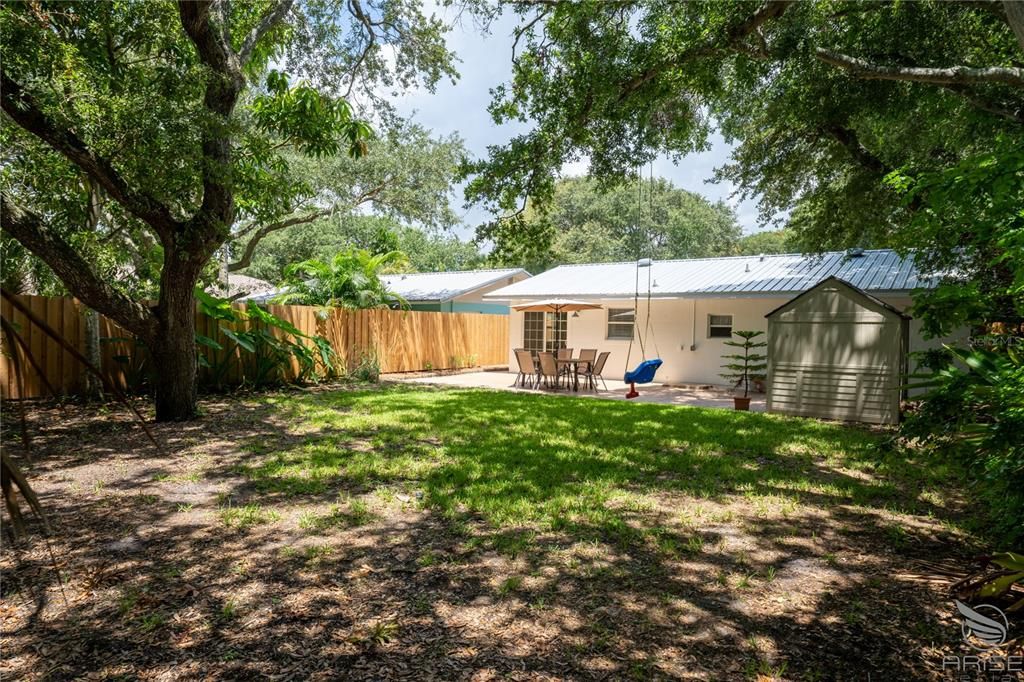 Active With Contract: $549,000 (3 beds, 2 baths, 1120 Square Feet)