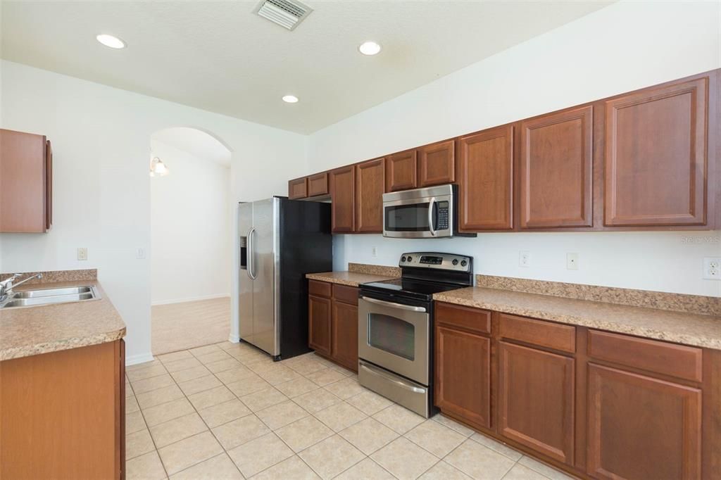 For Sale: $390,999 (3 beds, 2 baths, 1754 Square Feet)