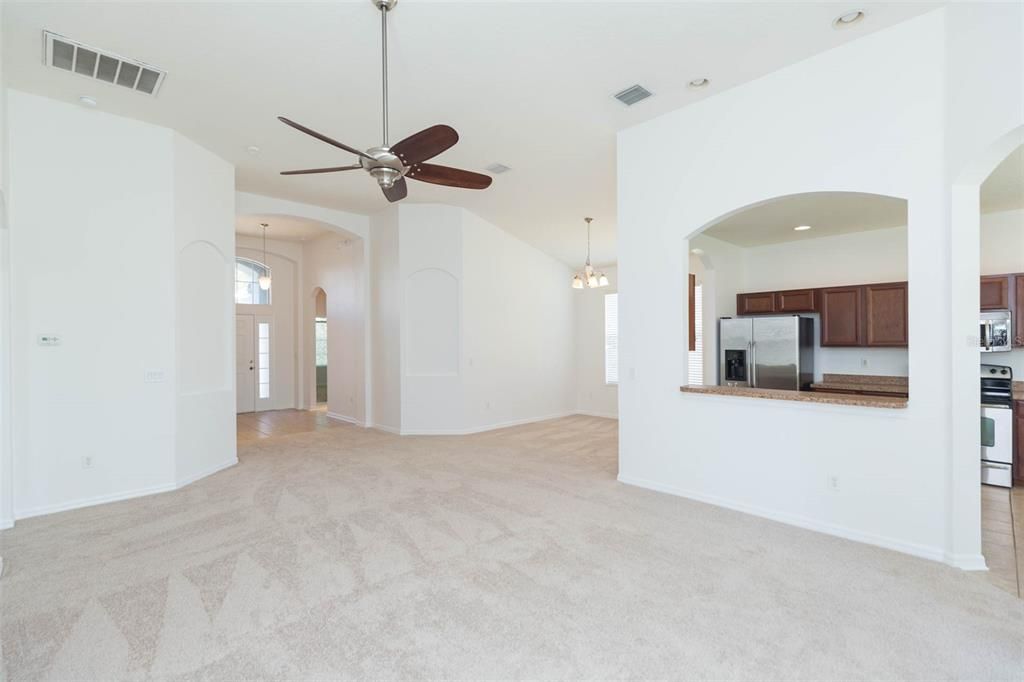 For Sale: $390,999 (3 beds, 2 baths, 1754 Square Feet)