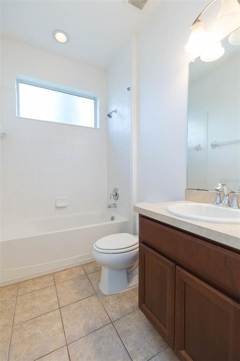 For Sale: $390,999 (3 beds, 2 baths, 1754 Square Feet)