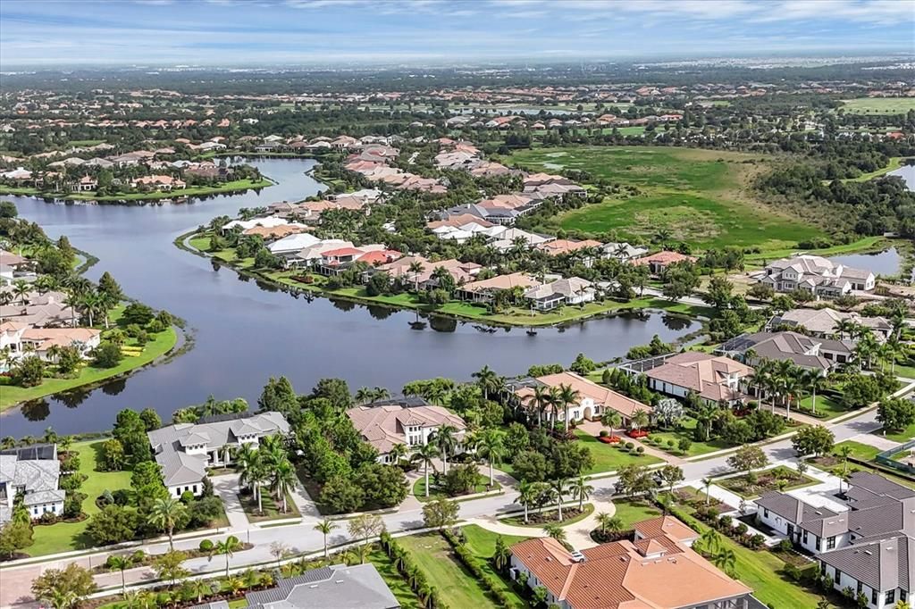 Active With Contract: $3,500,000 (4 beds, 4 baths, 3938 Square Feet)