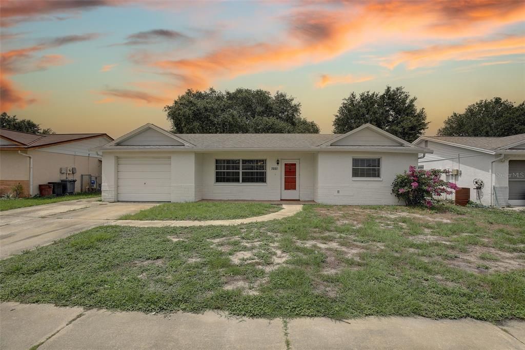 最近售出: $235,000 (2 贝兹, 2 浴室, 1344 平方英尺)