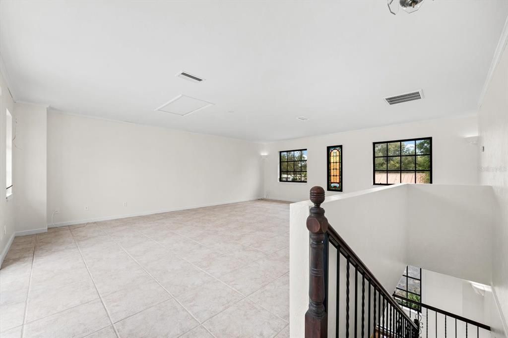 For Sale: $1,150,000 (3 beds, 2 baths, 2900 Square Feet)