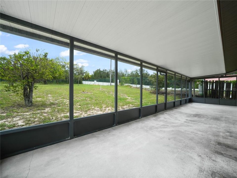 Screened Porch on backside of the garage