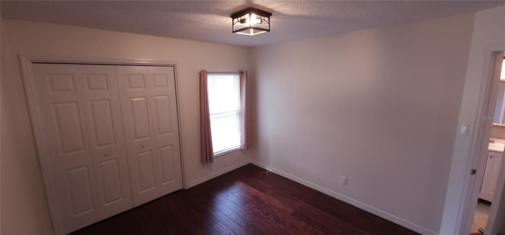 For Rent: $2,250 (3 beds, 2 baths, 1649 Square Feet)