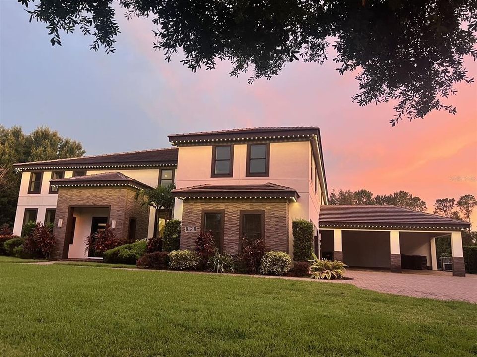 Gemstone Permanent roofline lighting system