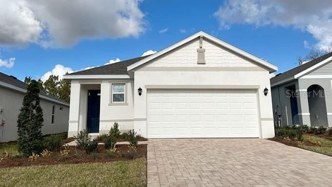 Active With Contract: $251,990 (3 beds, 2 baths, 1504 Square Feet)