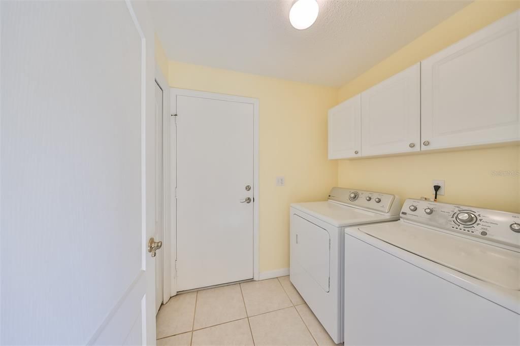 For Sale: $270,000 (2 beds, 2 baths, 1790 Square Feet)