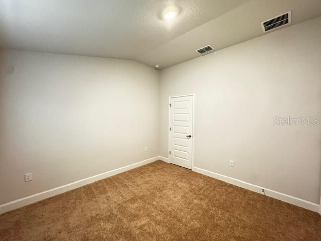 For Rent: $2,295 (3 beds, 2 baths, 1490 Square Feet)